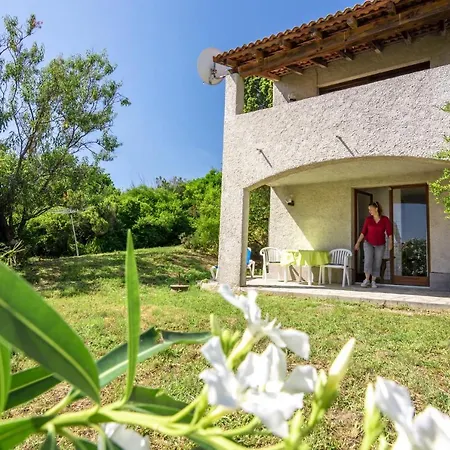 La Tour Panzió Linguizzetta