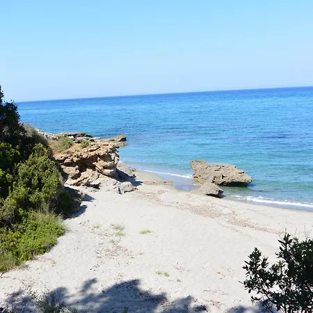 فندق مبيت وإفطار La Tour Linguizzetta