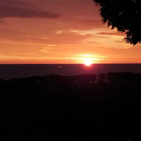 La Tour Bed & Breakfast Linguizzetta